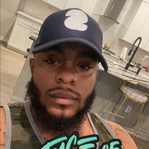 Meet your Posher, Pierre